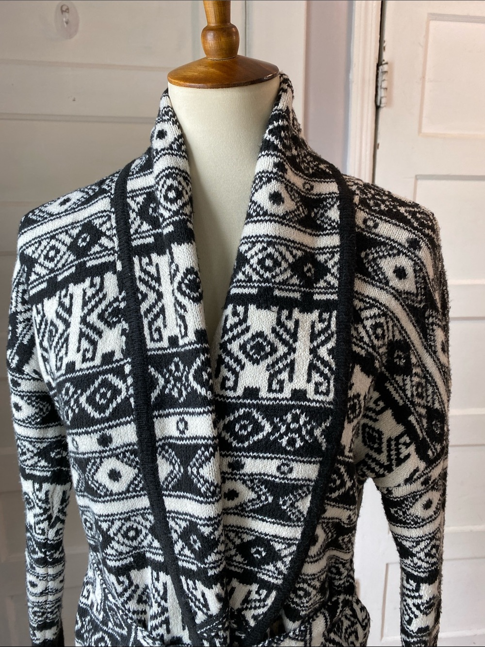 Rachel Zoe Aztec Print Belted Cardigan, Size S - Picture 8 of 13